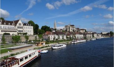 France – Northern Burgundy from Auxerre to Moret sur Loing Boat and Bicycle Tour 2024